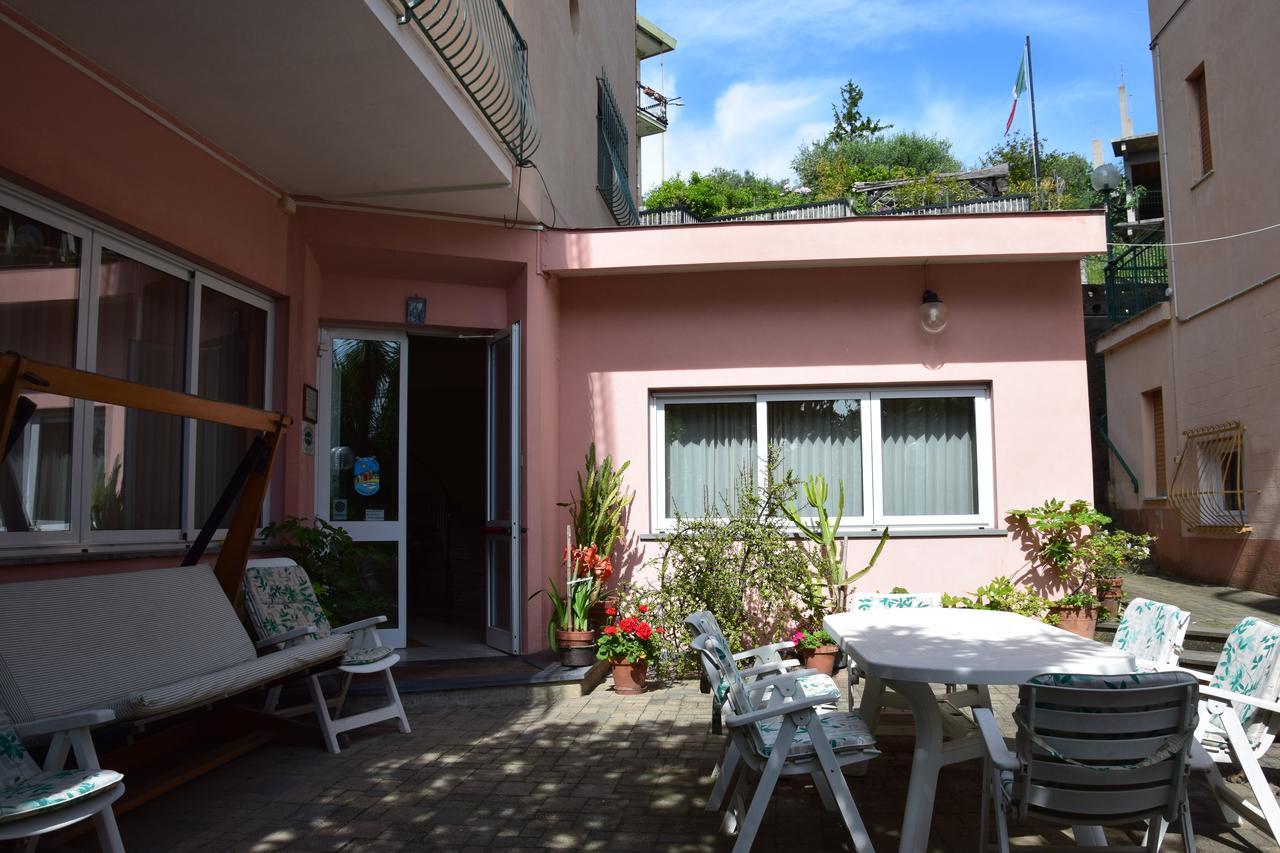 Hotel Pozzuolo Celle Ligure Exterior photo